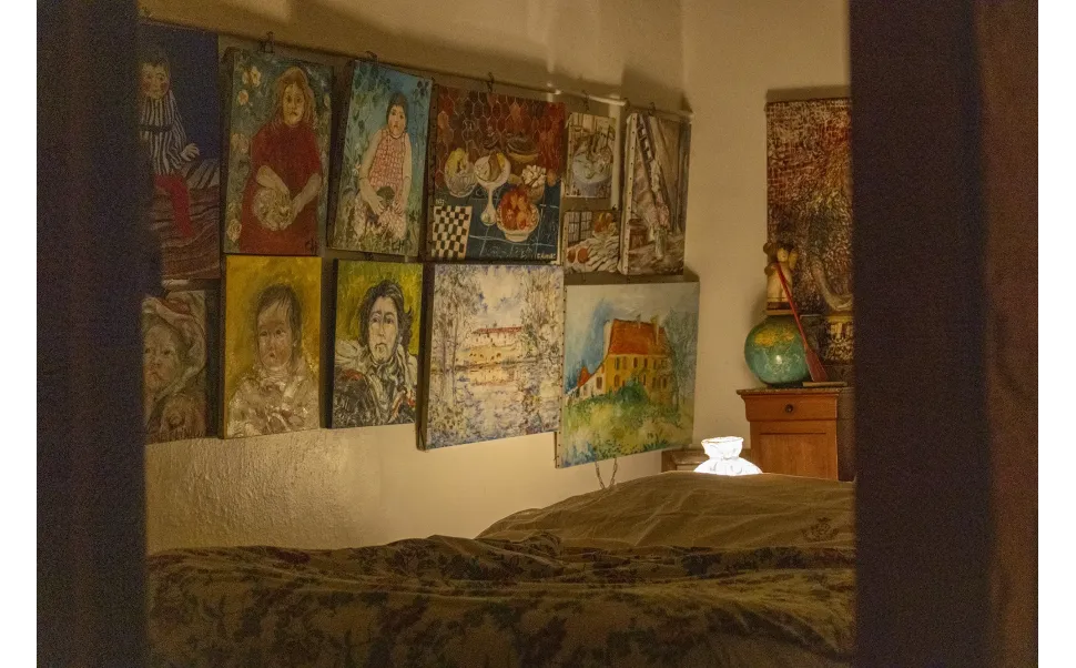 Le Voyage d’une Vie : Découvrez l’Exposition Permanente chez Geneviève Hugues